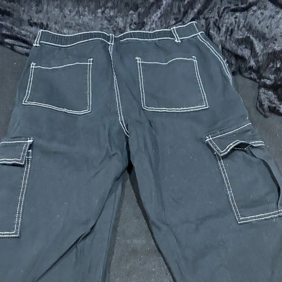 Black Ultra Stretchy Juniors Cargo Pants with White Stitching - Picture 4 of 8